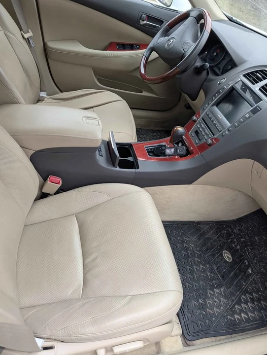 2007 Lexus ES 5th Gen - Image 6 of 15