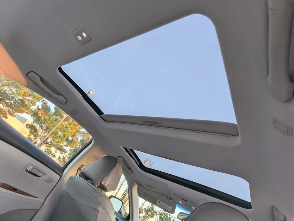 2007 Lexus ES 5th Gen - Image 10 of 20