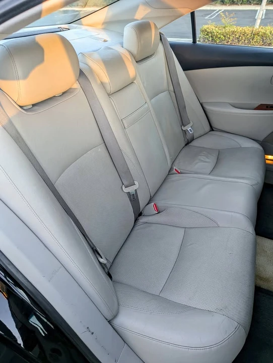 2007 Lexus ES 5th Gen - Image 19 of 20