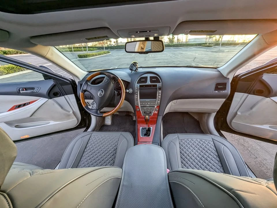 2007 Lexus ES 5th Gen - Image 12 of 20