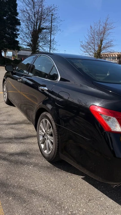 2007 Lexus ES 5th Gen - Image 2 of 7