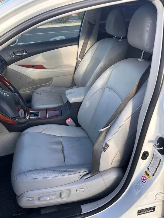 2007 Lexus ES 5th Gen - Image 3 of 15