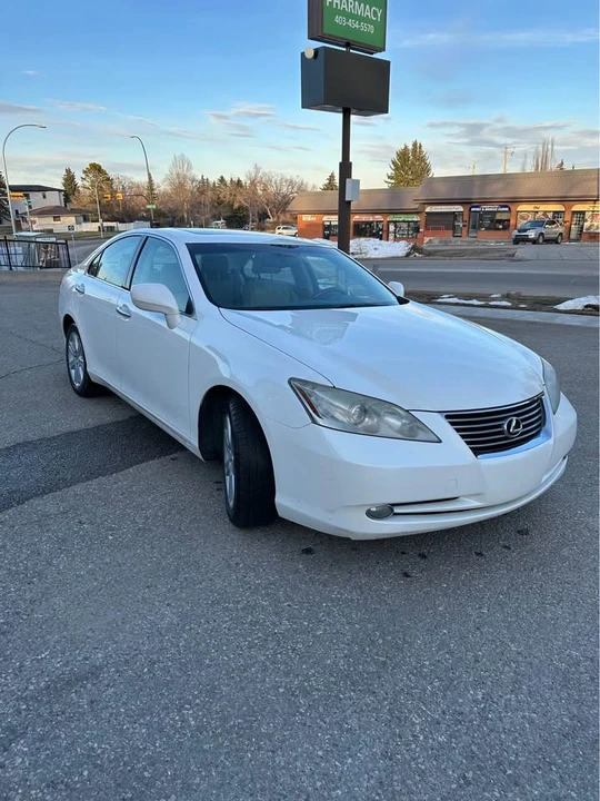 2007 Lexus ES 5th Gen - Image 2 of 8