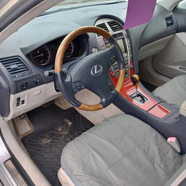 2007 Lexus ES 5th Gen - Image 19 of 19