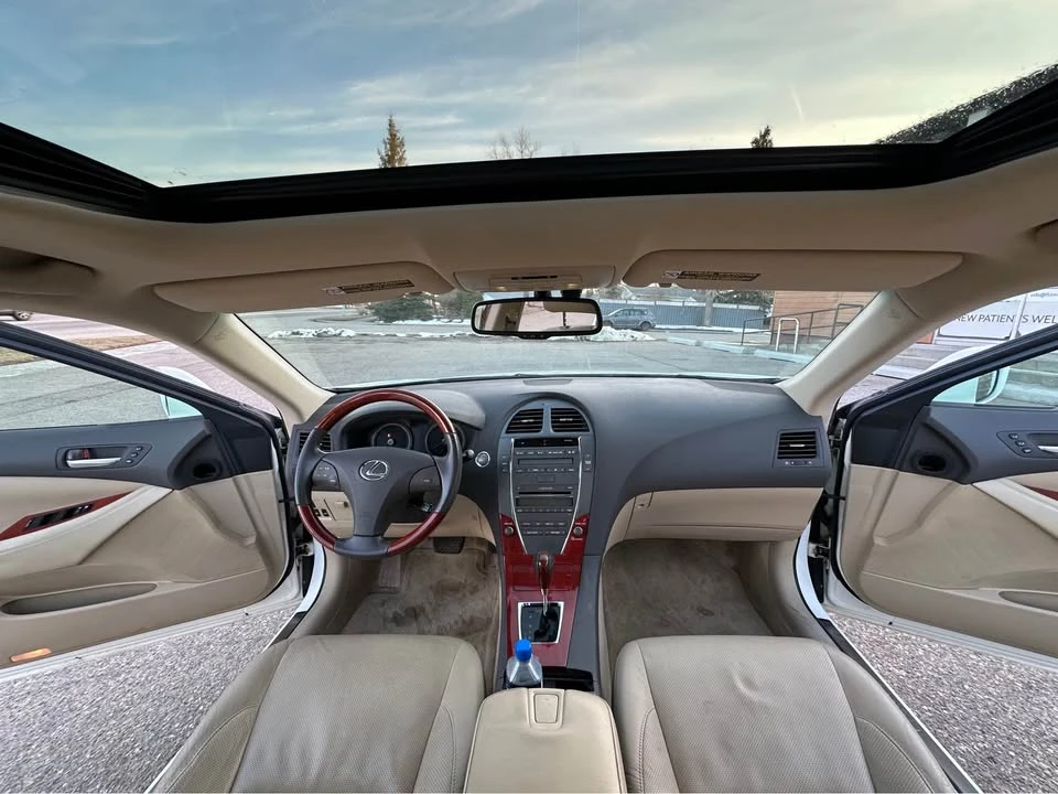 2007 Lexus ES 5th Gen - Image 7 of 8