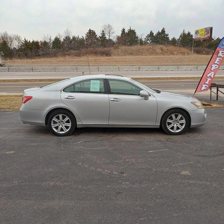 2007 Lexus ES 5th Gen - Image 9 of 19