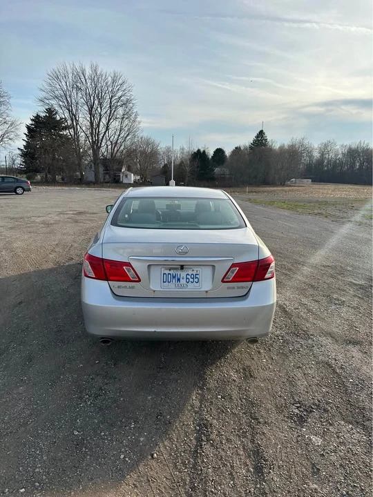 2007 Lexus ES 5th Gen - Image 2 of 11
