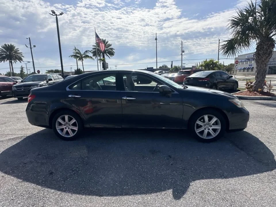 2007 Lexus ES 5th Gen - Image 5 of 20