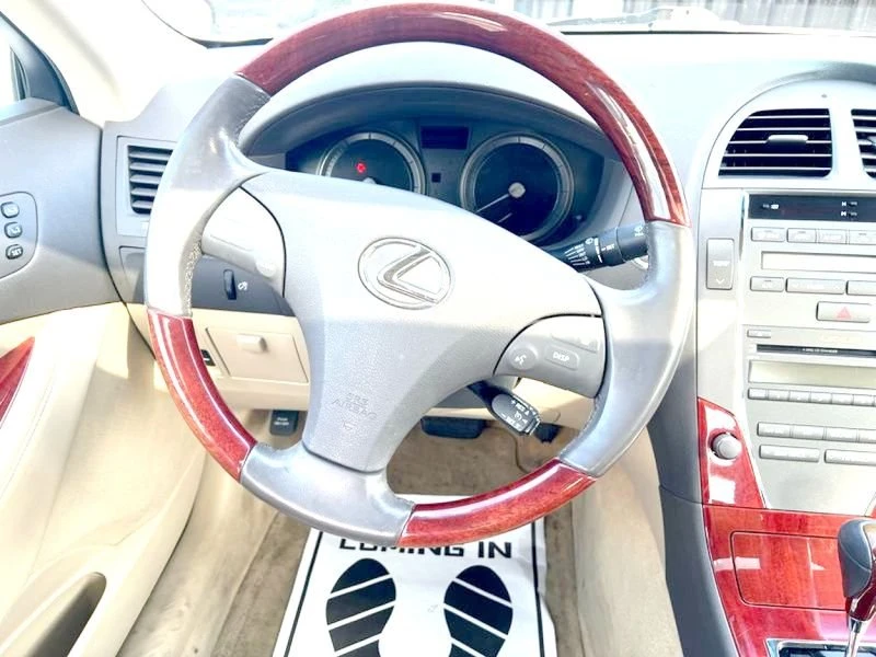 2007 Lexus ES 5th Gen - Image 9 of 12