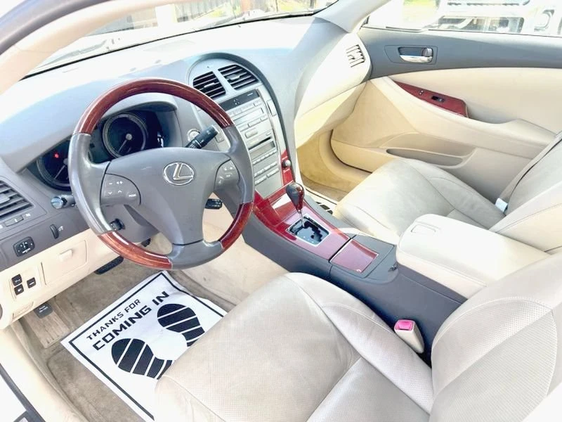 2007 Lexus ES 5th Gen - Image 2 of 12