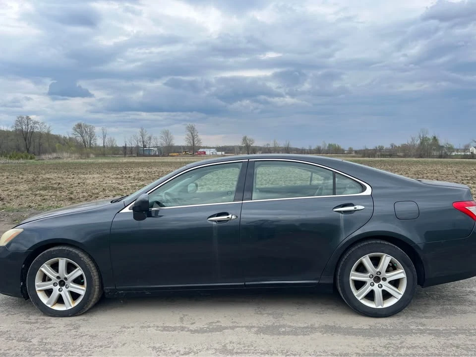 2007 Lexus ES 5th Gen - Image 4 of 10