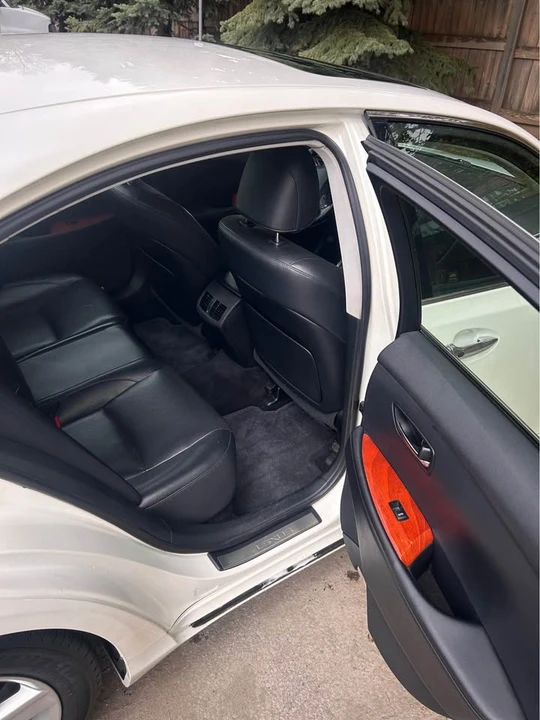 2007 Lexus ES 5th Gen - Image 4 of 11