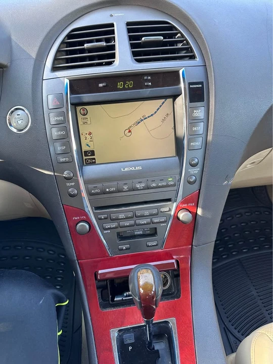 2007 Lexus ES 4th Gen - Image 14 of 18