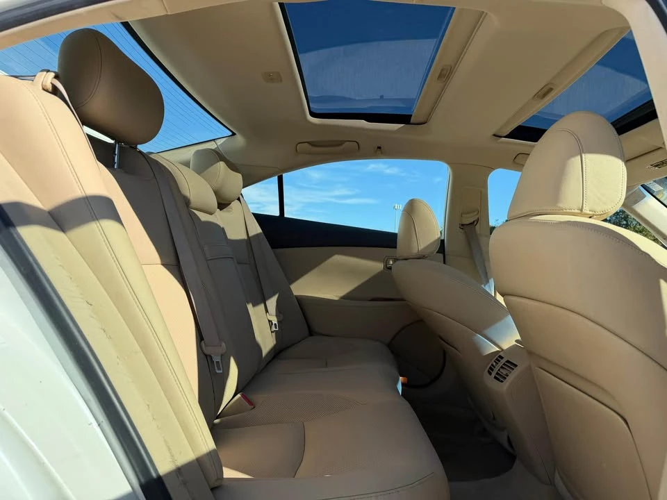 2007 Lexus ES 5th Gen - Image 14 of 15