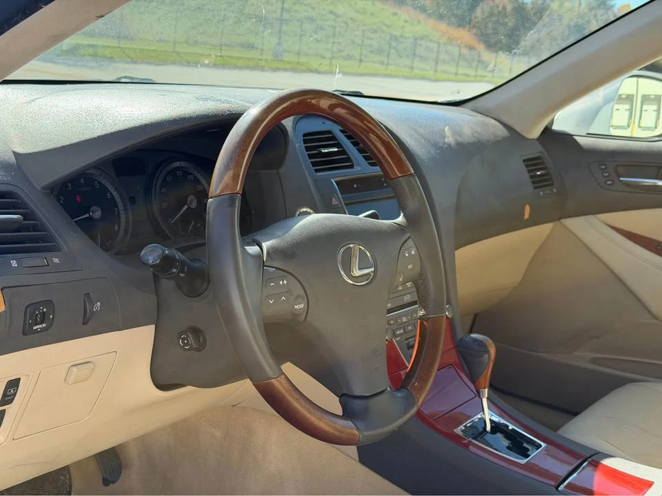 2007 Lexus ES 5th Gen - Image 11 of 15