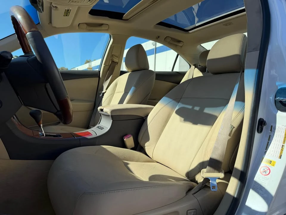 2007 Lexus ES 5th Gen - Image 7 of 15