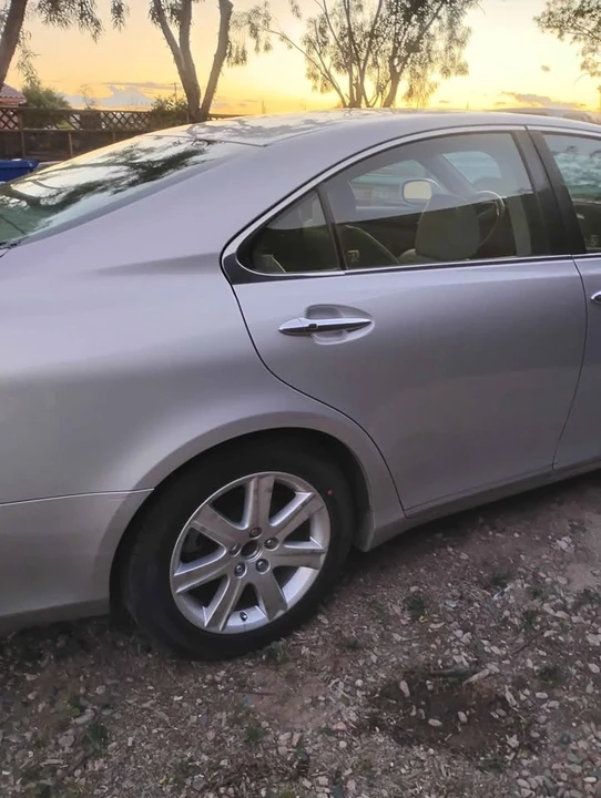 2007 Lexus ES 5th Gen - Image 2 of 8