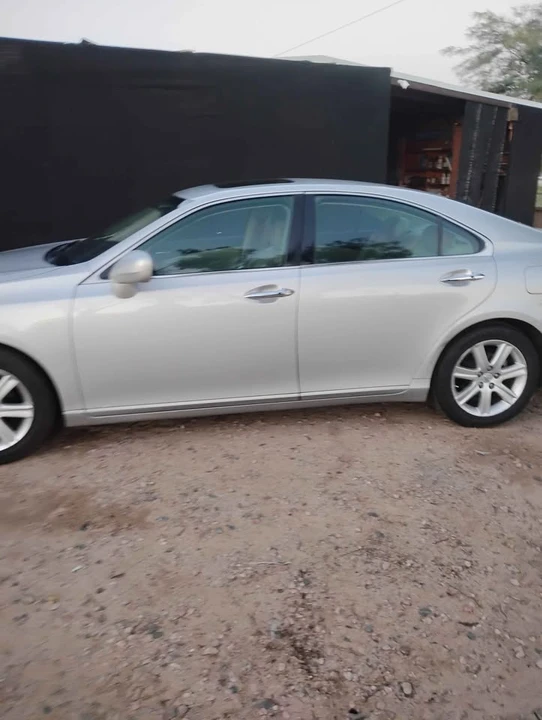 2007 Lexus ES 5th Gen - Image 3 of 8