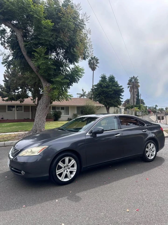 2007 Lexus ES 5th Gen - Image 5 of 12