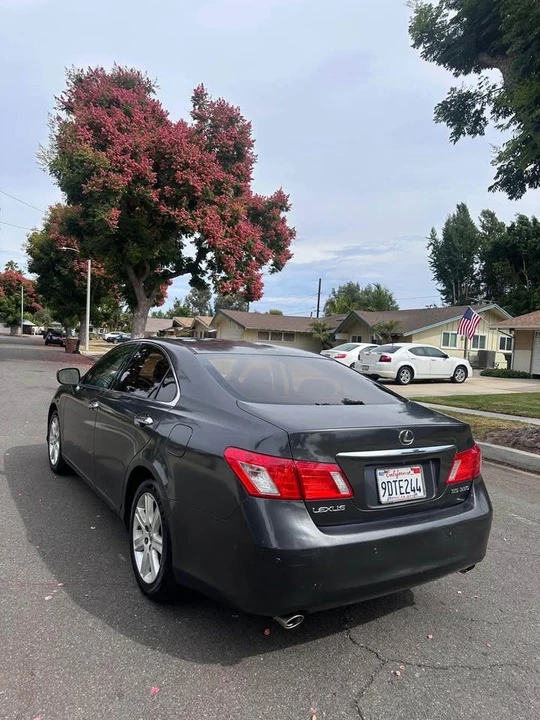 2007 Lexus ES 5th Gen - Image 8 of 12