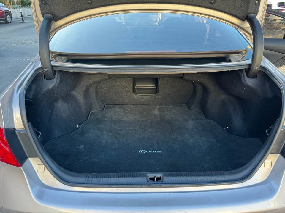 2007 Lexus ES 5th Gen - Image 12 of 12