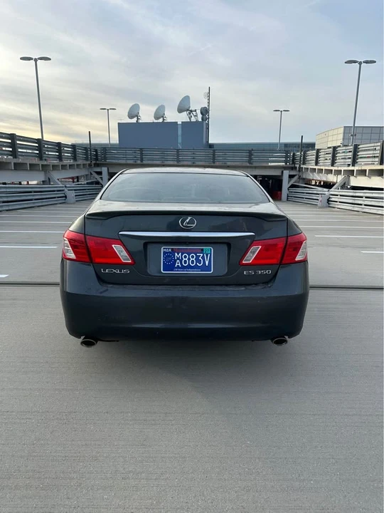 2007 Lexus ES 5th Gen - Image 2 of 6