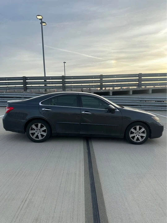 2007 Lexus ES 5th Gen - Image 3 of 6