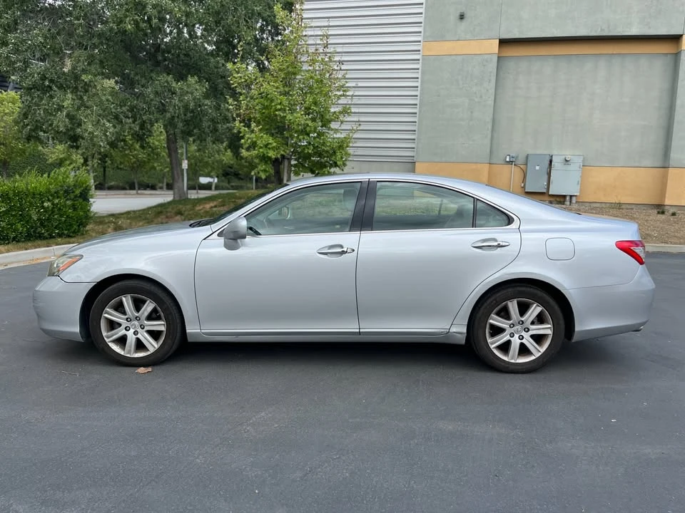 2007 Lexus ES 5th Gen - Image 5 of 19