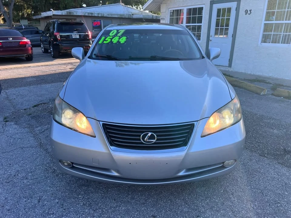 2007 Lexus ES 5th Gen - Image 2 of 20