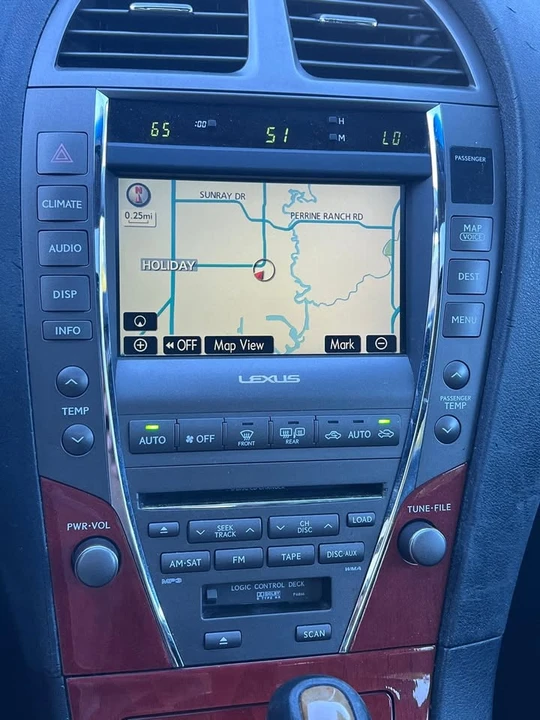 2007 Lexus ES 5th Gen - Image 16 of 20
