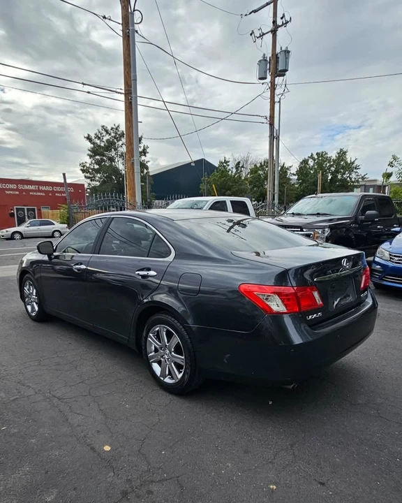 2007 Lexus ES 4th Gen - Image 4 of 14