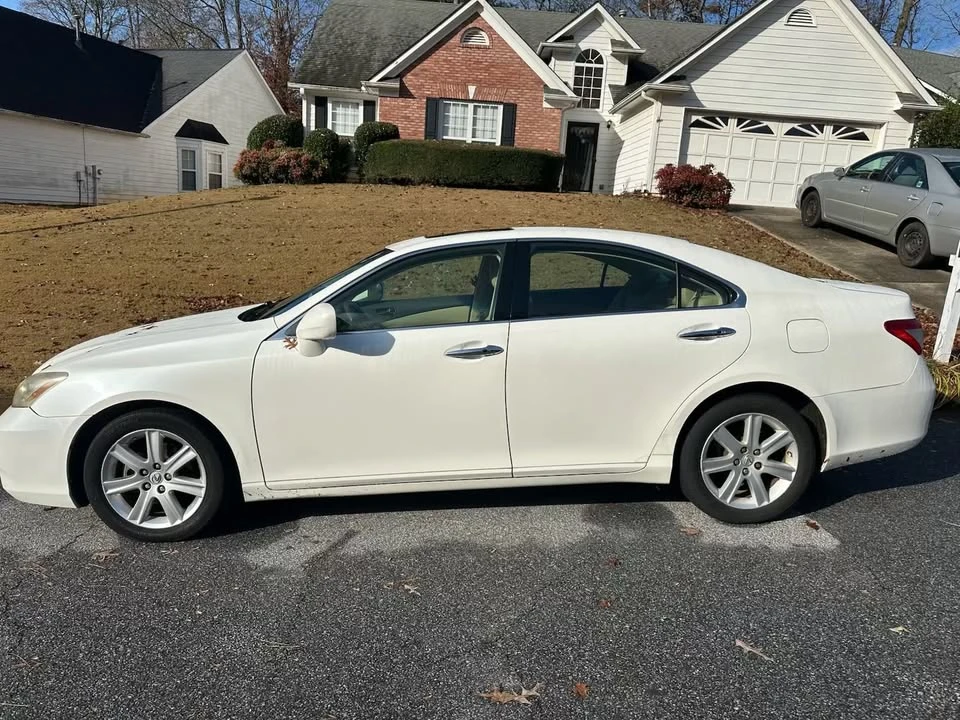 2007 Lexus ES 5th Gen - Image 4 of 4