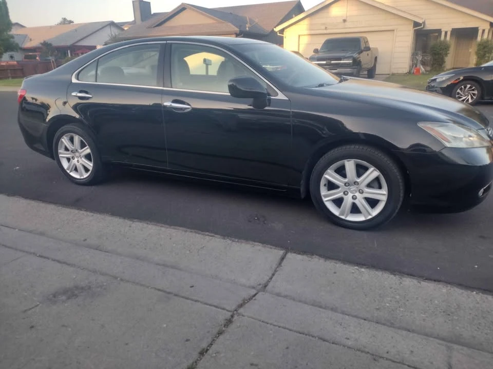 2007 Lexus ES 5th Gen - Image 3 of 9