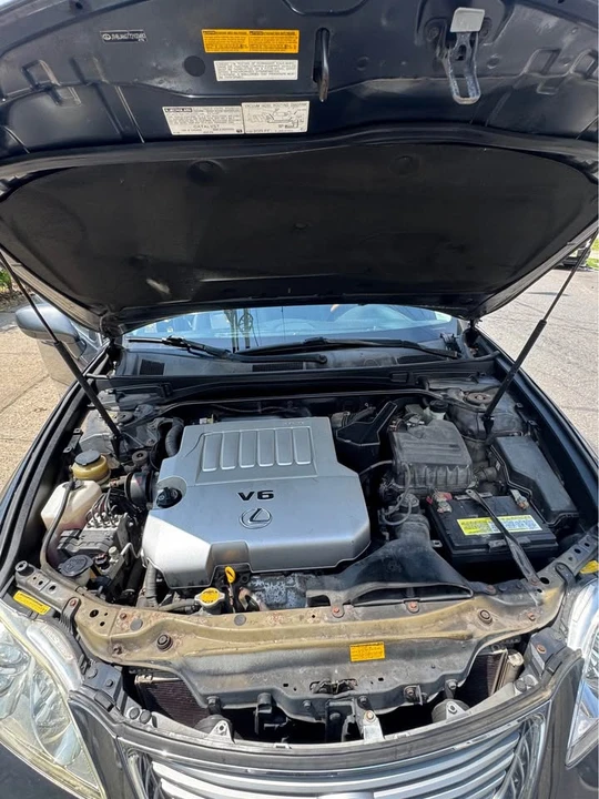 2007 Lexus ES 5th Gen - Image 10 of 12