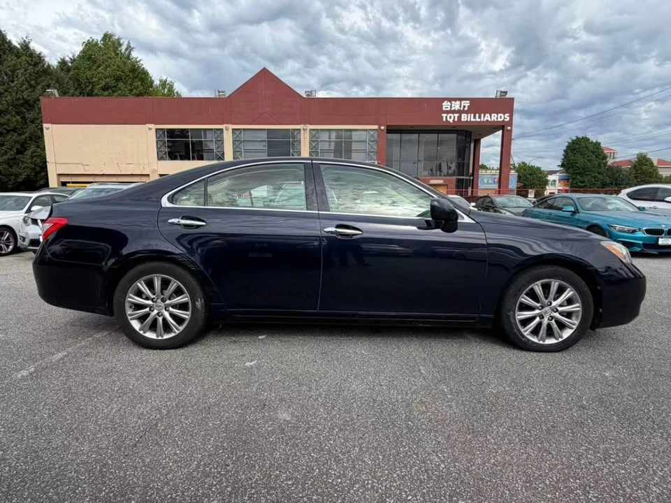 2007 Lexus ES 5th Gen - Image 2 of 13
