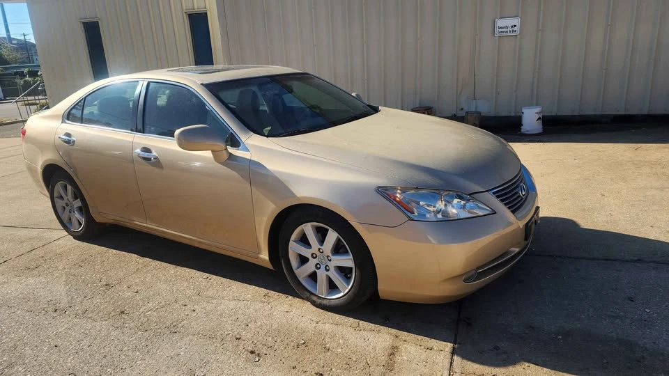 2007 Lexus ES 5th Gen - Image 3 of 10