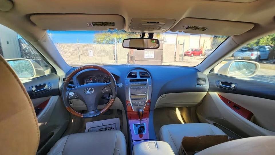 2007 Lexus ES 5th Gen - Image 8 of 10