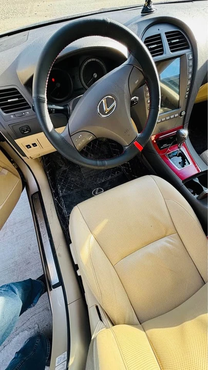 2007 Lexus ES 4th Gen - Image 2 of 8