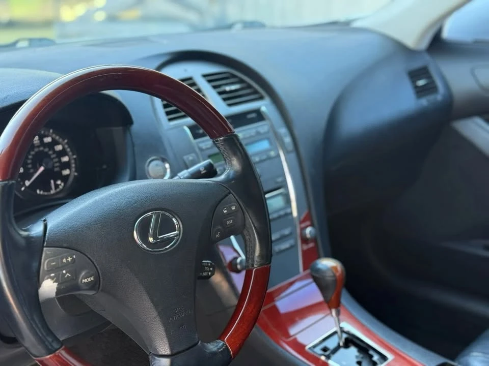 2007 Lexus ES 5th Gen - Image 14 of 20