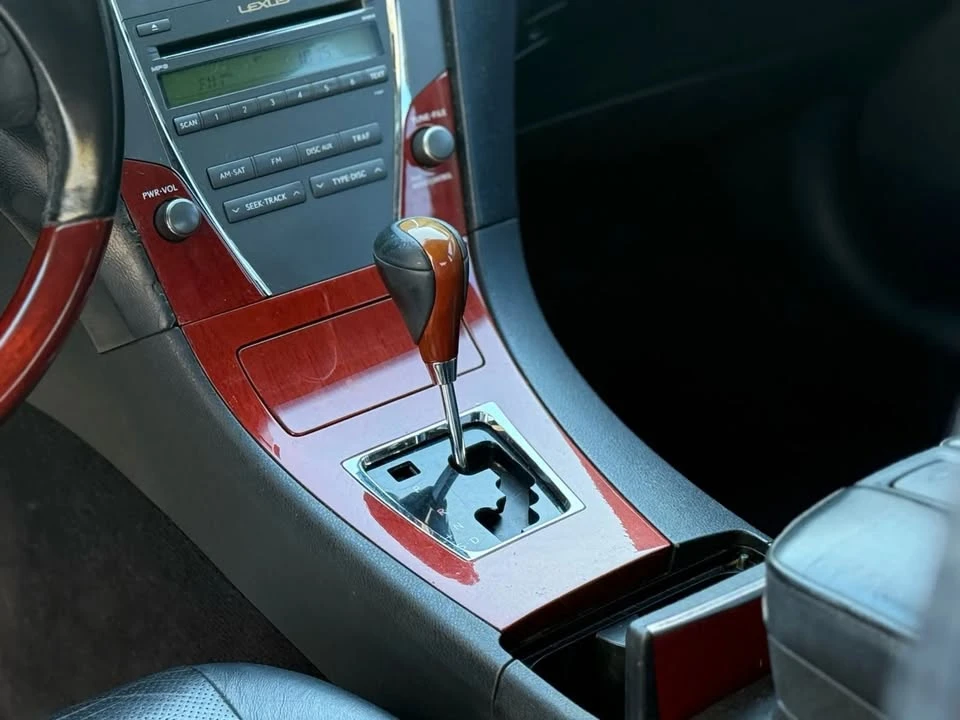 2007 Lexus ES 5th Gen - Image 18 of 20