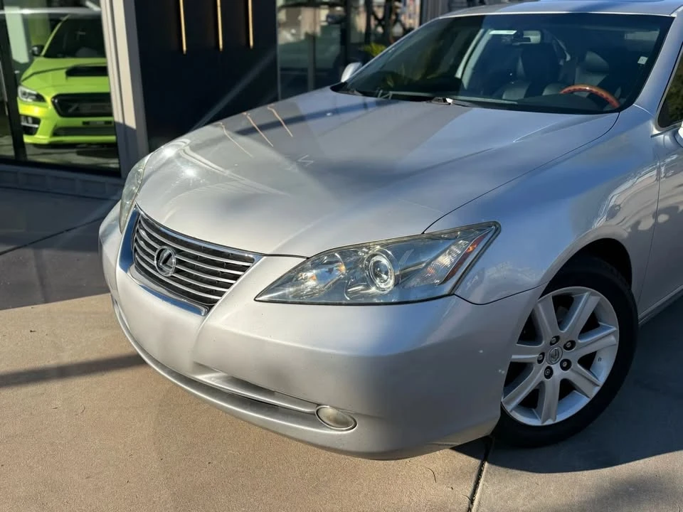 2007 Lexus ES 5th Gen - Image 2 of 20