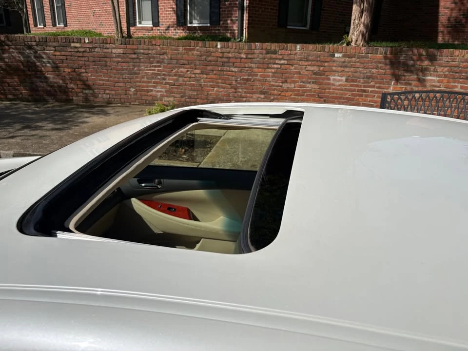 2007 Lexus ES 5th Gen - Image 6 of 8