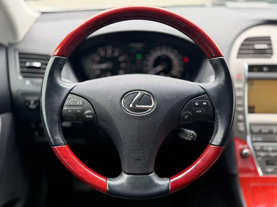 2007 Lexus ES 5th Gen - Image 12 of 20