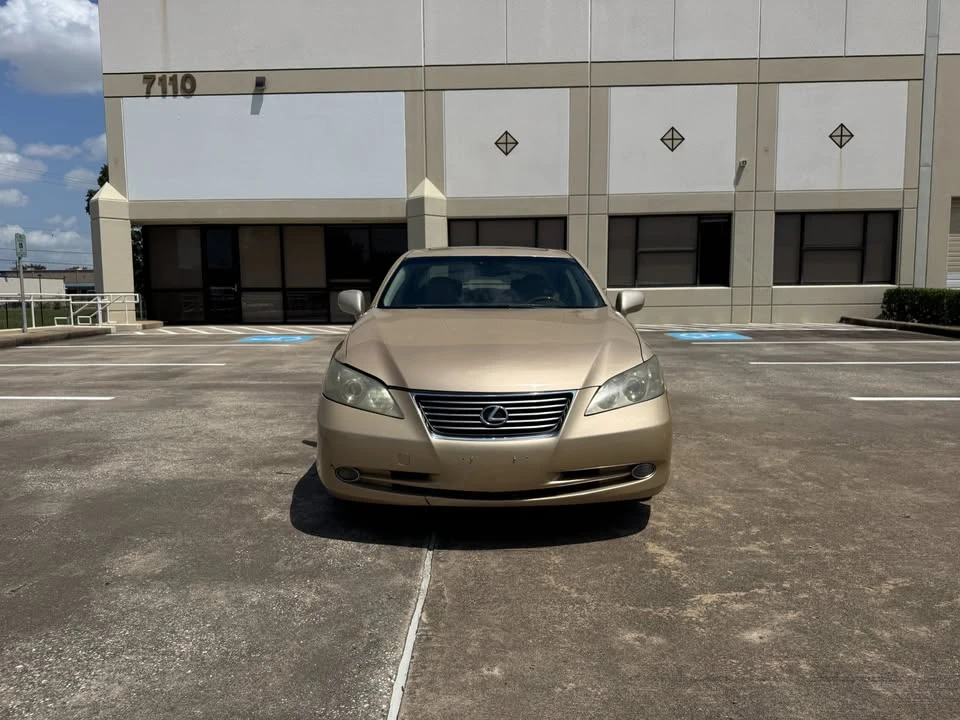 2007 Lexus ES 5th Gen - Image 2 of 17