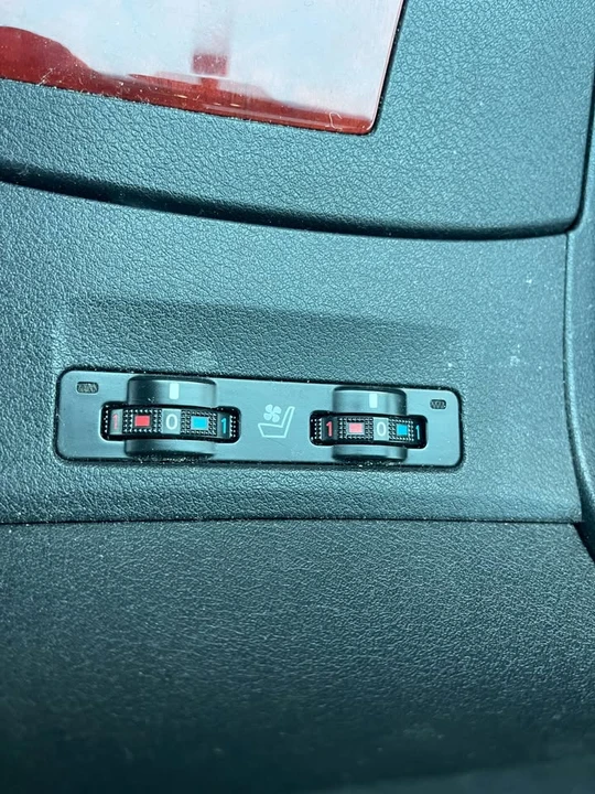 2007 Lexus ES 5th Gen - Image 14 of 17