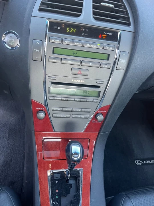 2007 Lexus ES 5th Gen - Image 12 of 17