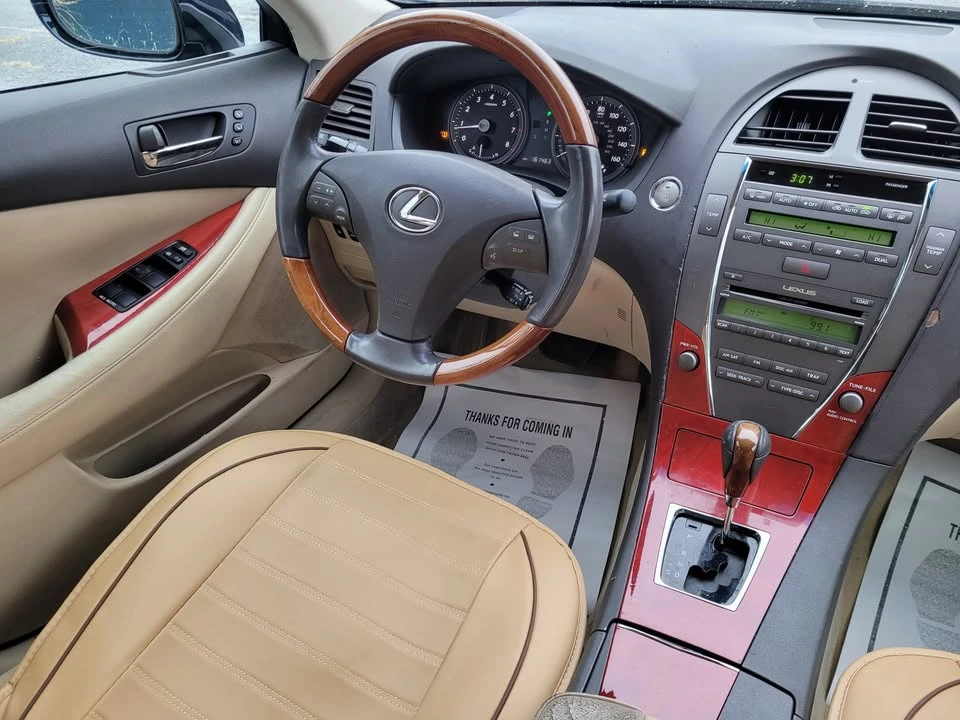 2007 Lexus ES 5th Gen - Image 12 of 20