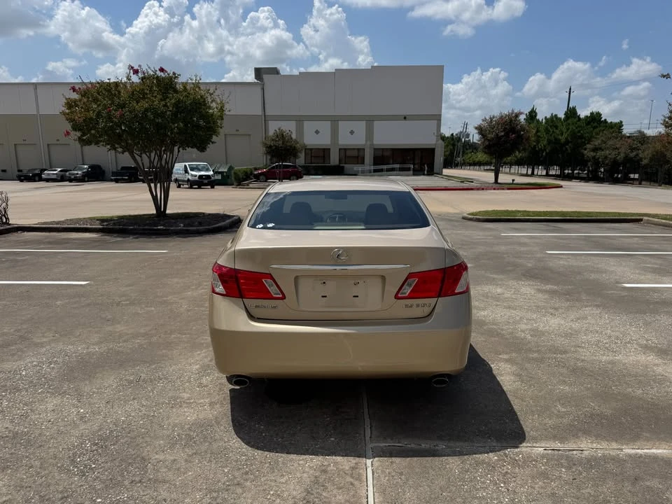 2007 Lexus ES 5th Gen - Image 5 of 19