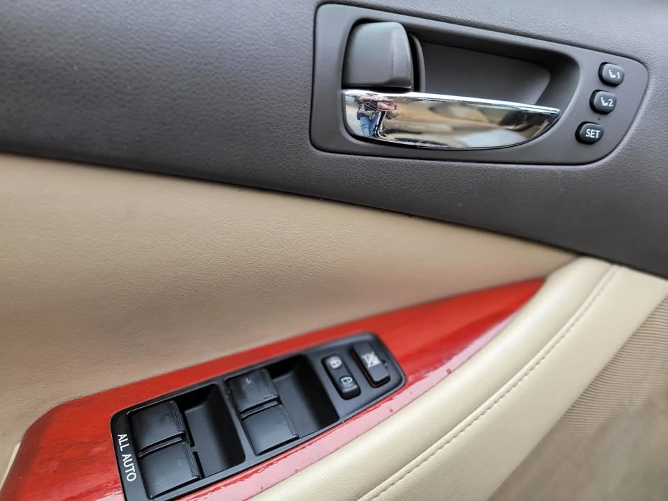2007 Lexus ES 5th Gen - Image 18 of 20
