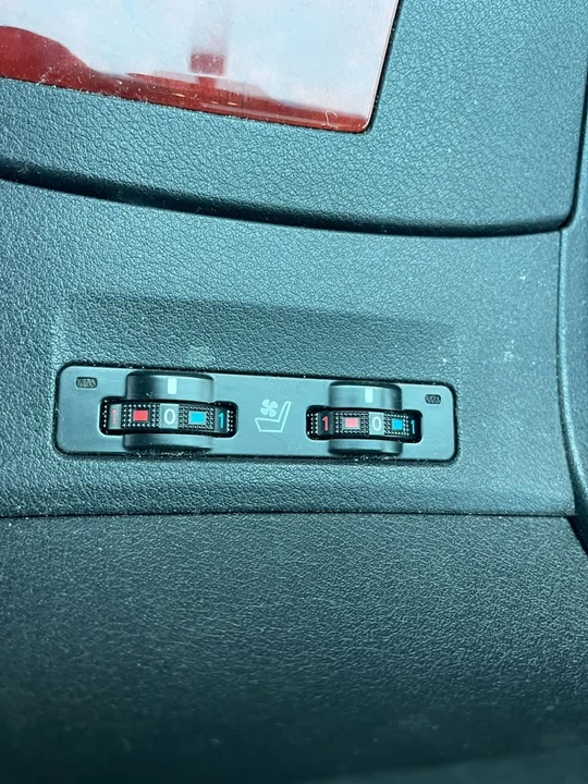 2007 Lexus ES 5th Gen - Image 11 of 17